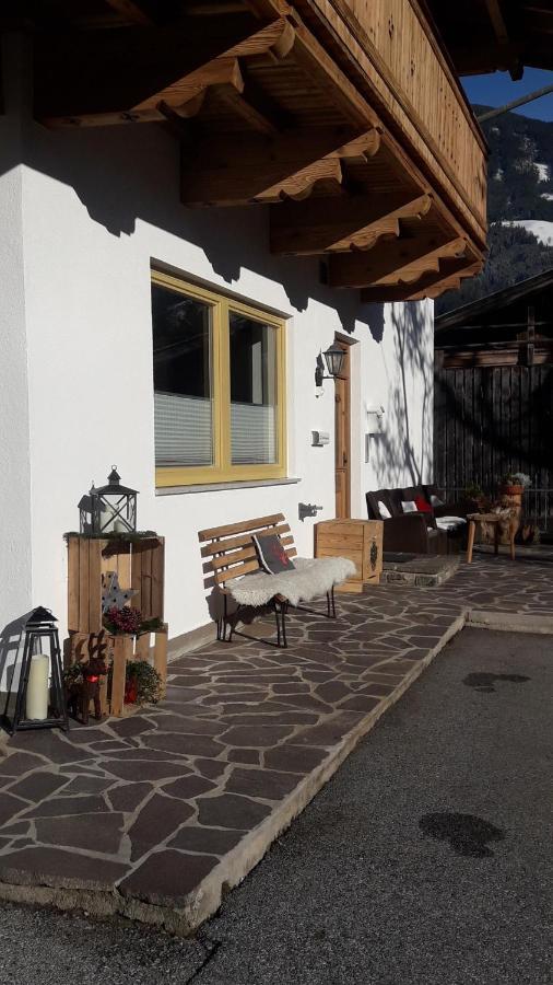 Studio Hochzillertal Mit Sauna & E-Ladestation Apartment Ried im Zillertal Exterior foto